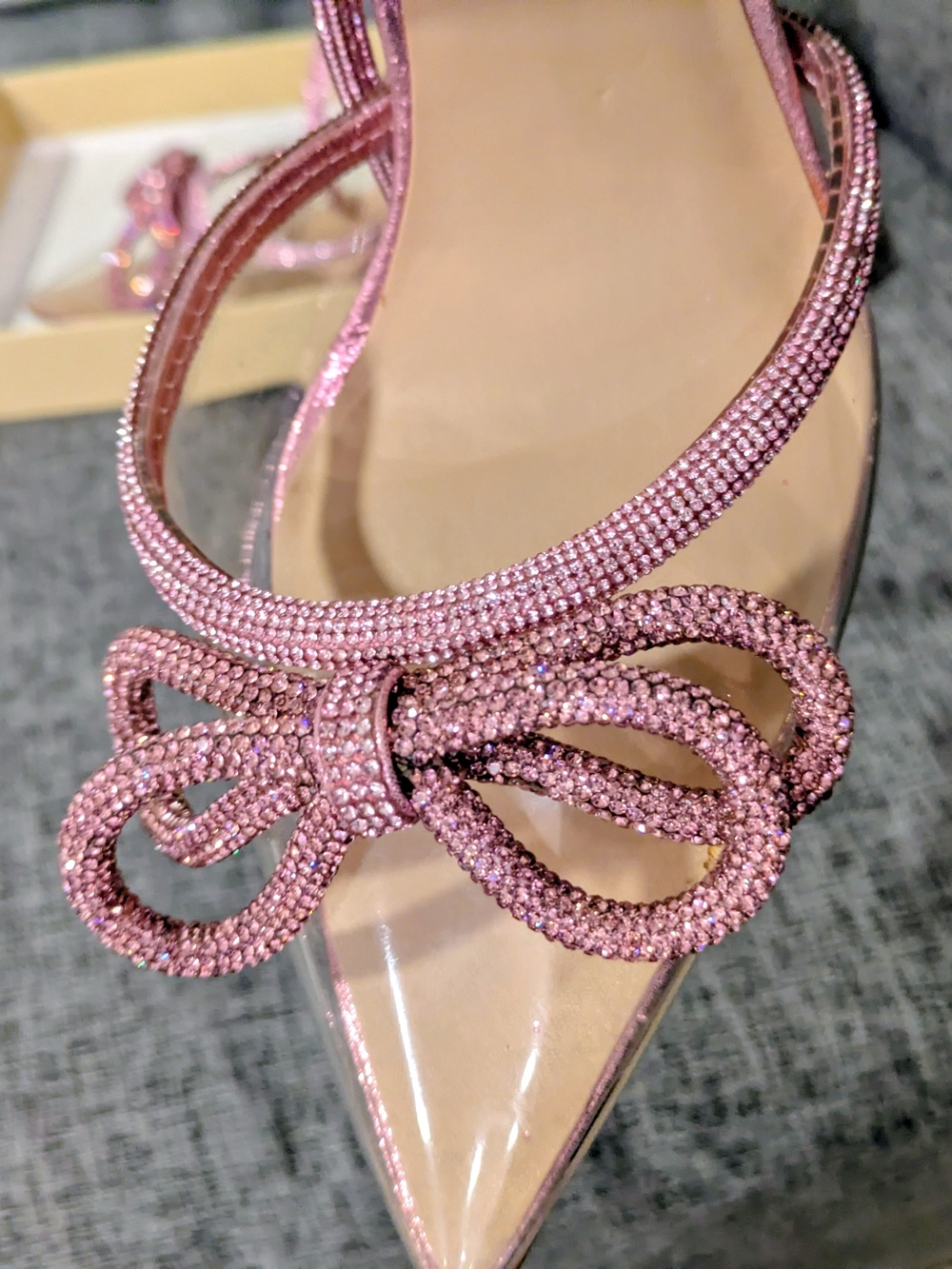 Elegant Pink Crystal Bow Pointed-Toe Women's Flats